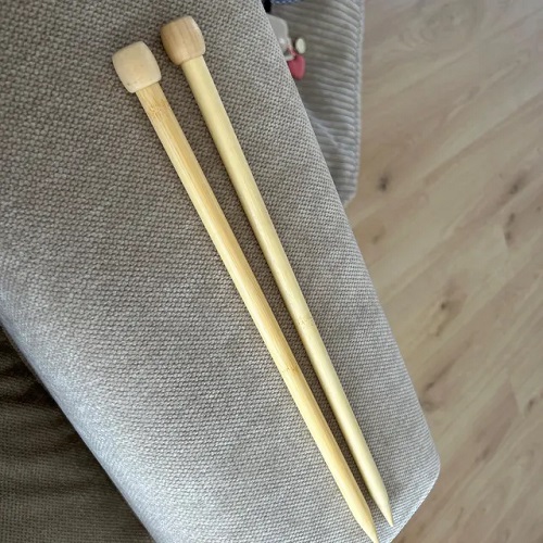 knittng bamboo needles