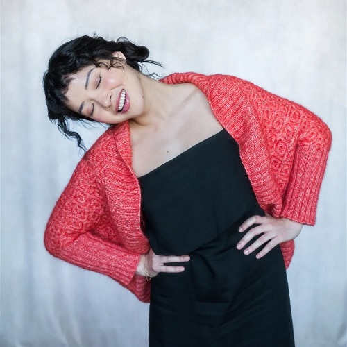 Vatra Cabled Shrug
