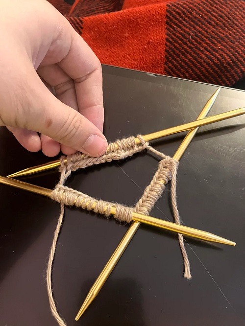 Double-pointed needles