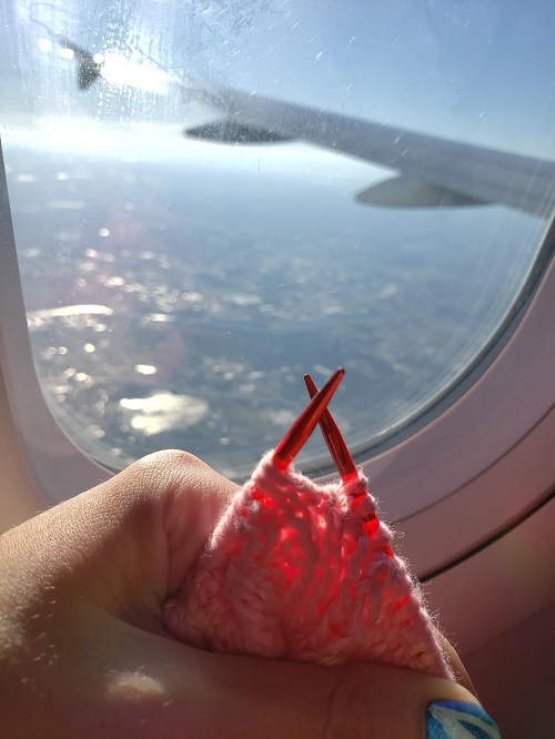 Can You Bring Knitting Needles on a Plane
