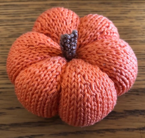 Small Knitted Pumpkin Pattern
