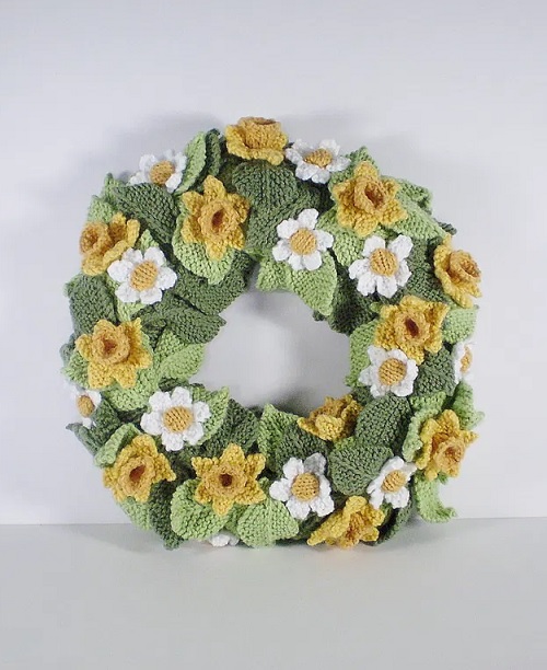 Springtime Wreath, Daisies