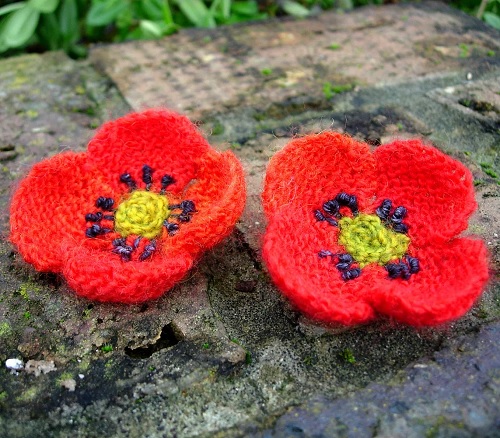 Knitted flower free patterns 4