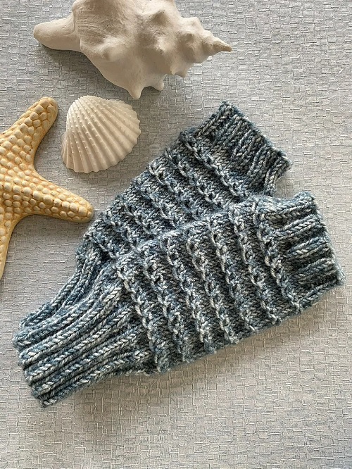 Winter Tide Wristwarmers