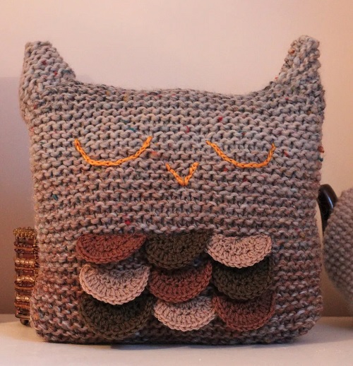 Knitted owl pillow free patterns 3