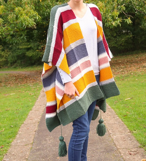 Knitted poncho 1