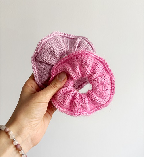 inspiring Knitted scrunchies 4