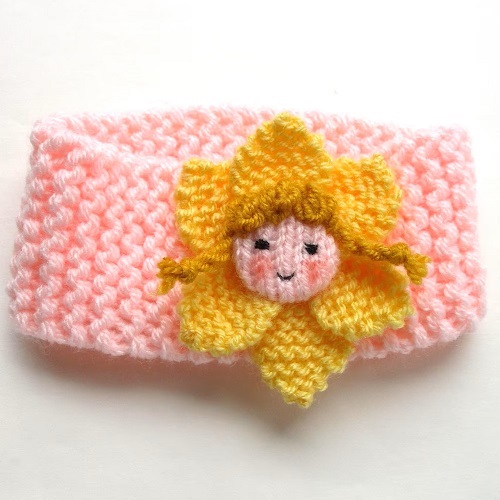 Knitted daffodil 5