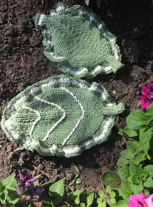 knitted garden theme 2