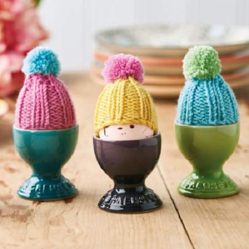 pom-pom-egg-cosies