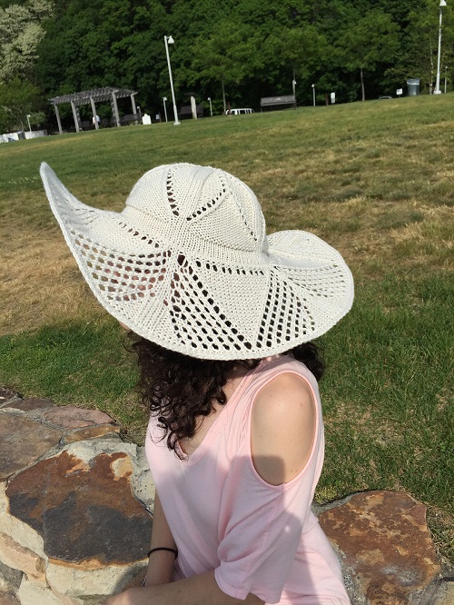 knitted sun hat 1