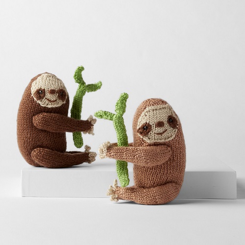 Knitted sloth 5