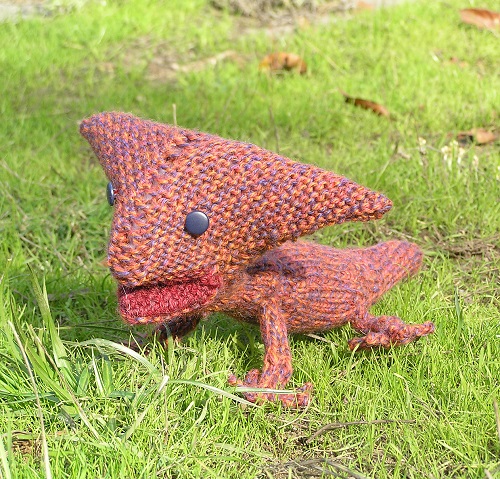 Knitted dinosaur 1