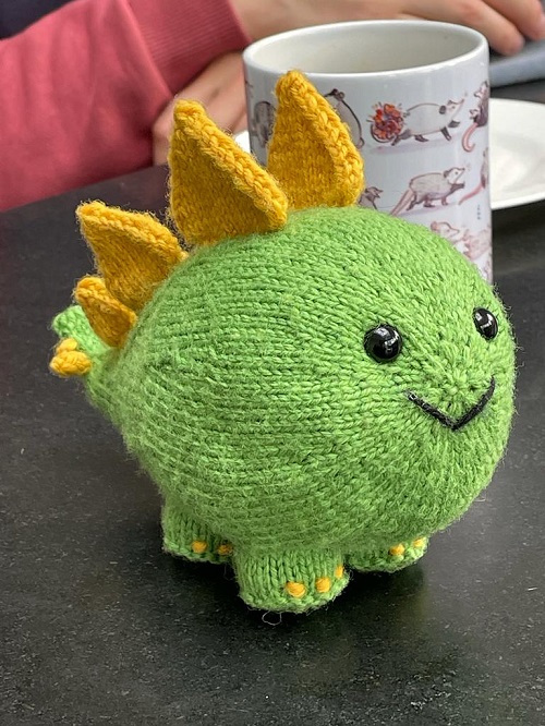Knitted dinosaur 3