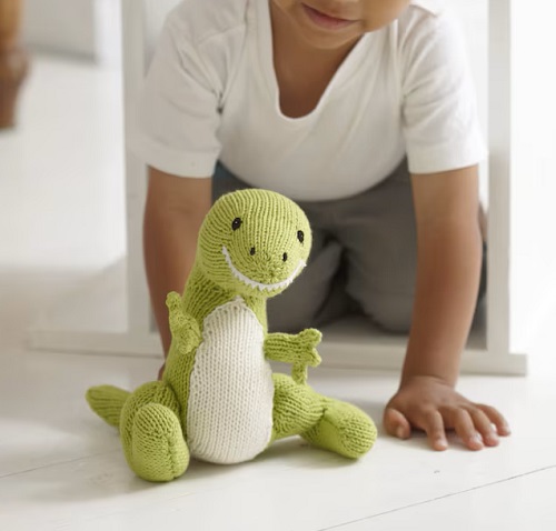 Knitted cute dinosaur 1