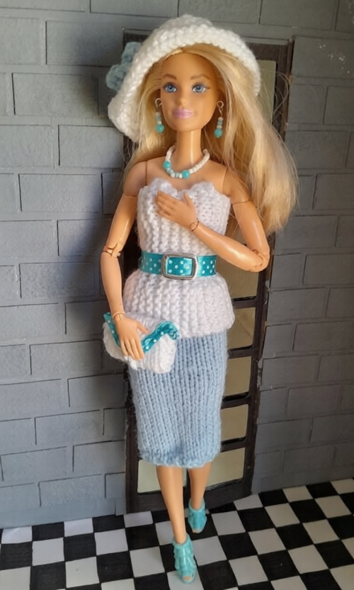 Knitted Barbie Outfit 12