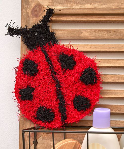 Amigurumi ladybug 3