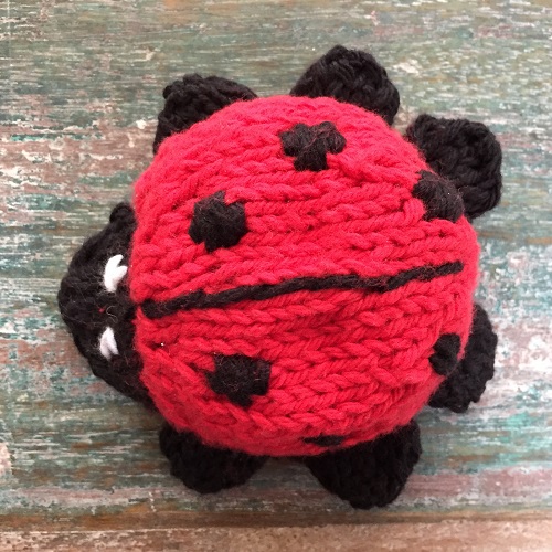 Amigurumi ladybug 9