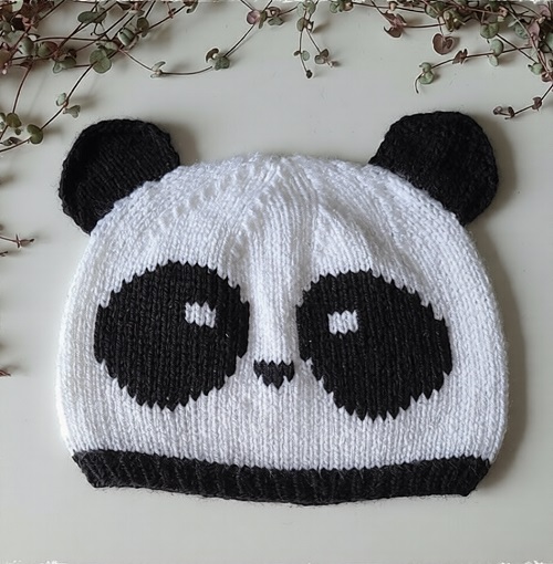 Knitted panda 7
