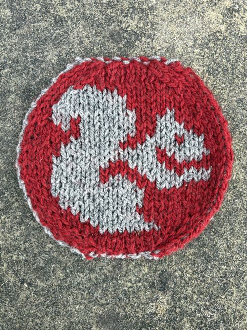 Knitted squirrel 6