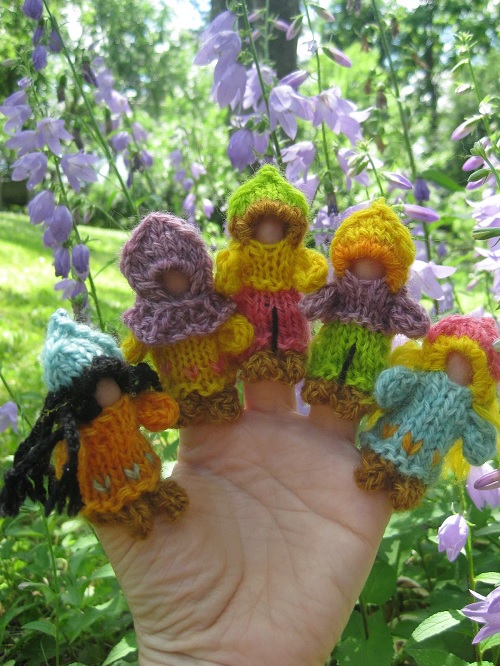 Pocket puppet doll