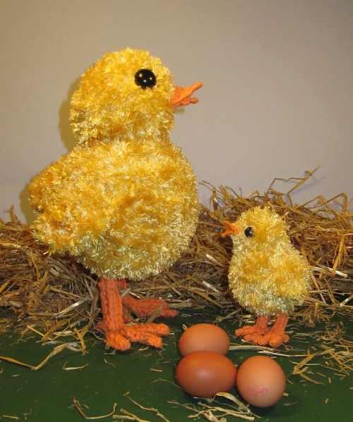 Knitted Chickens free pattern