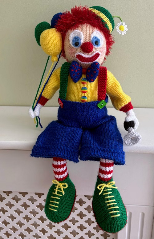 Knitted joker toy free pattern 3