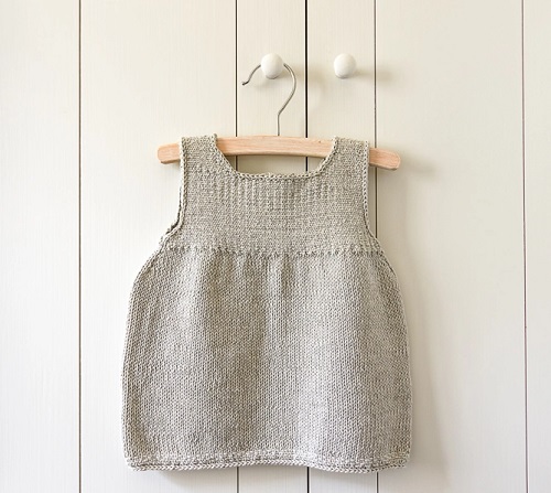 DIY Knitted Pinafore Dress 2