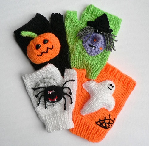 knitting Mittens