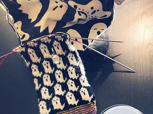 knitted halloween spooky socks 