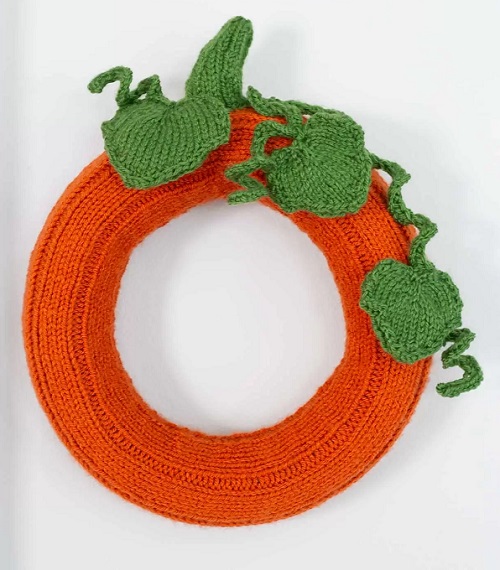 Knitted Halloween Wreath 2