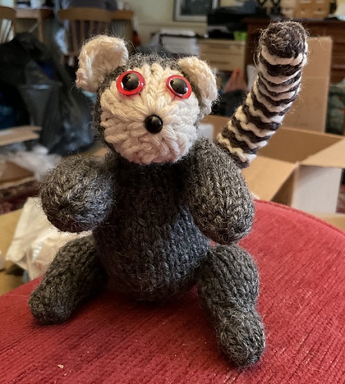 Knitted lemurs free patterns 2