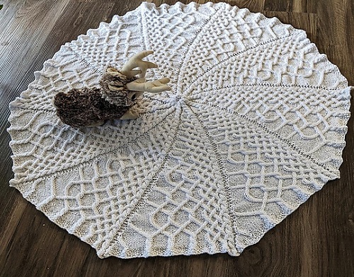 Knitting Cables Go Round Baby Blanket 2