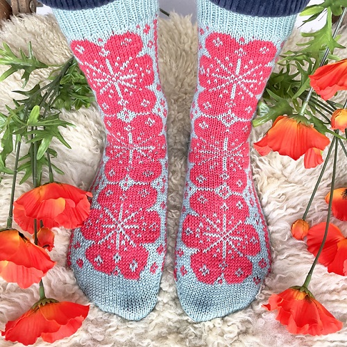 Knitted Poppy flower Pattern 3