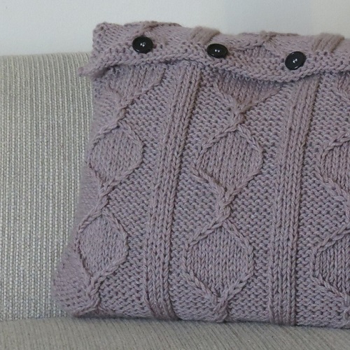 knitting Celtic Aran Pillow 2